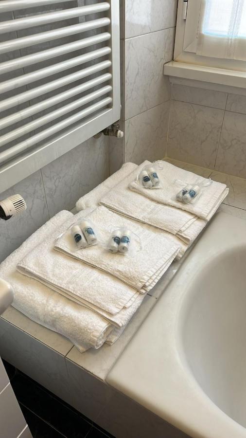 Appartamento Vacanze Romane Buitenkant foto